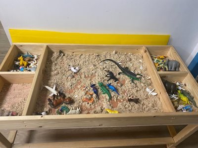 שולחן מחולק לחול קינטי / מצרפים